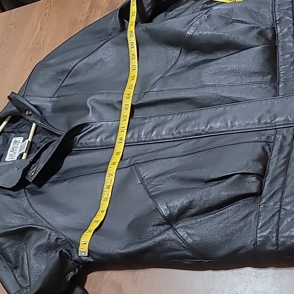 Liz Baker Essentials Leather jacket Women's Size Medium Thick Quality Motorcycle - Picture 12 of 16
